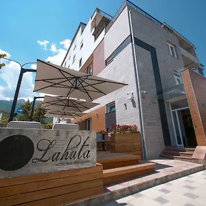 Lahuta Albania
